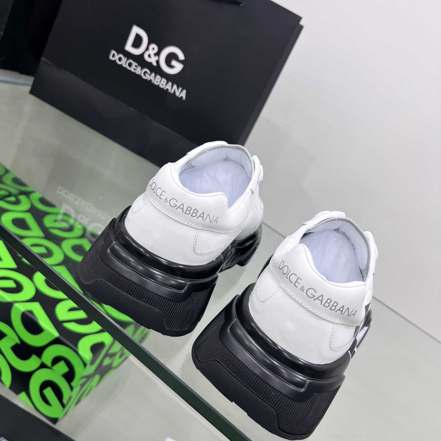 Dolce & Gabbana Calfskin Daymaster Sneakers - DesignerGu