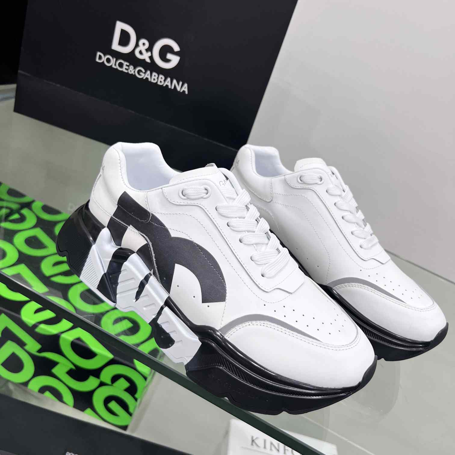 Dolce & Gabbana Calfskin Daymaster Sneakers - DesignerGu