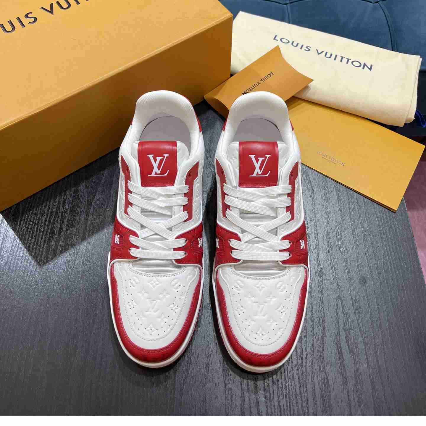 Louis Vuitton LV Trainer Sneaker       1AANFA - DesignerGu