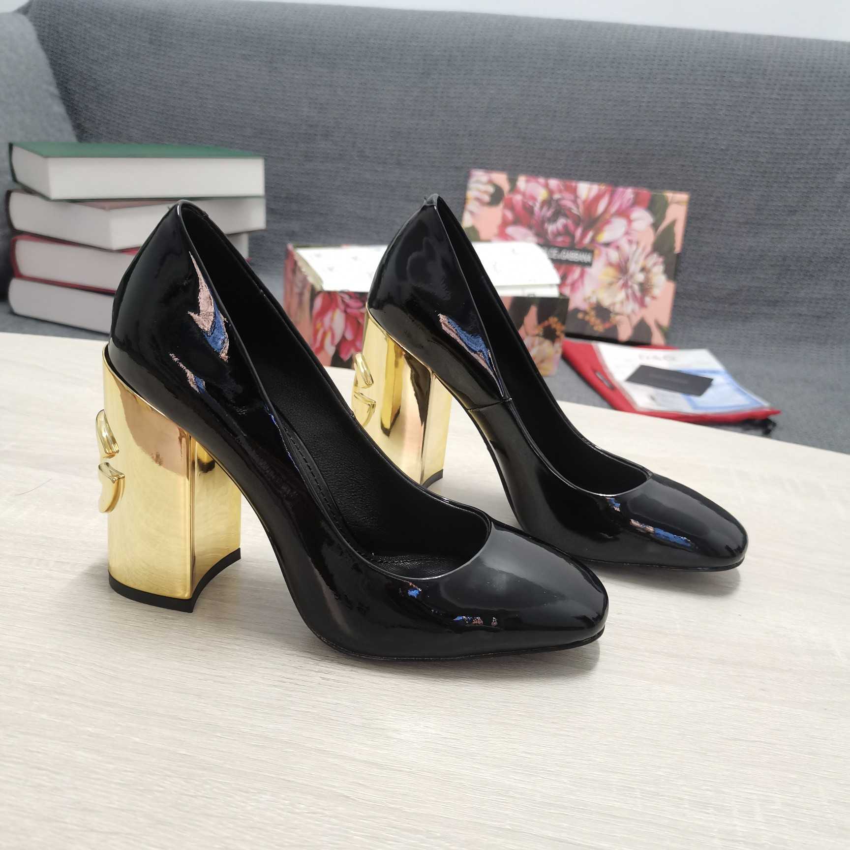 Dolce & Gabbana Patent Leather Pumps With DG Karol Heel - DesignerGu