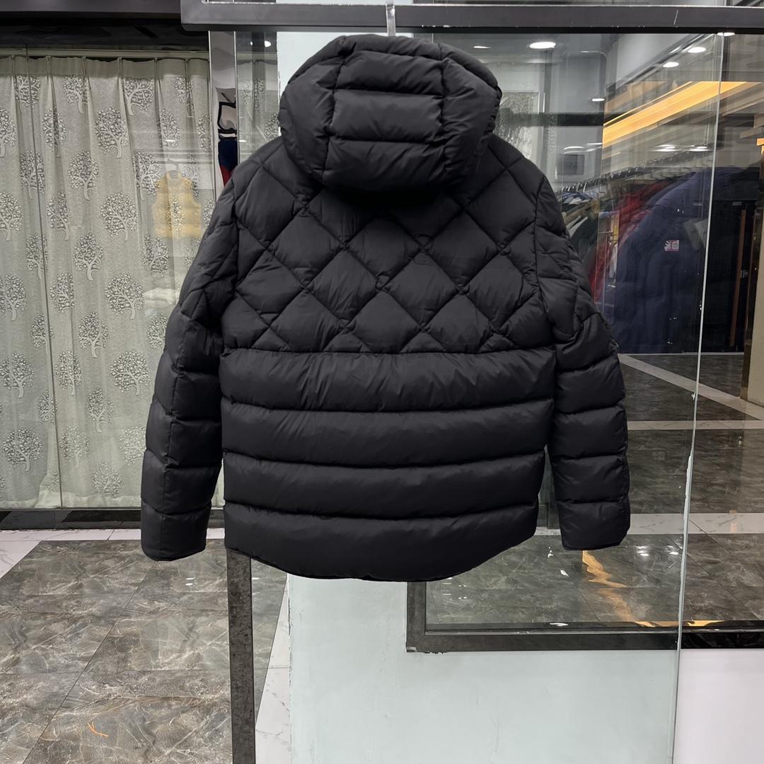 Moncler Hooded Padded Jacket - DesignerGu