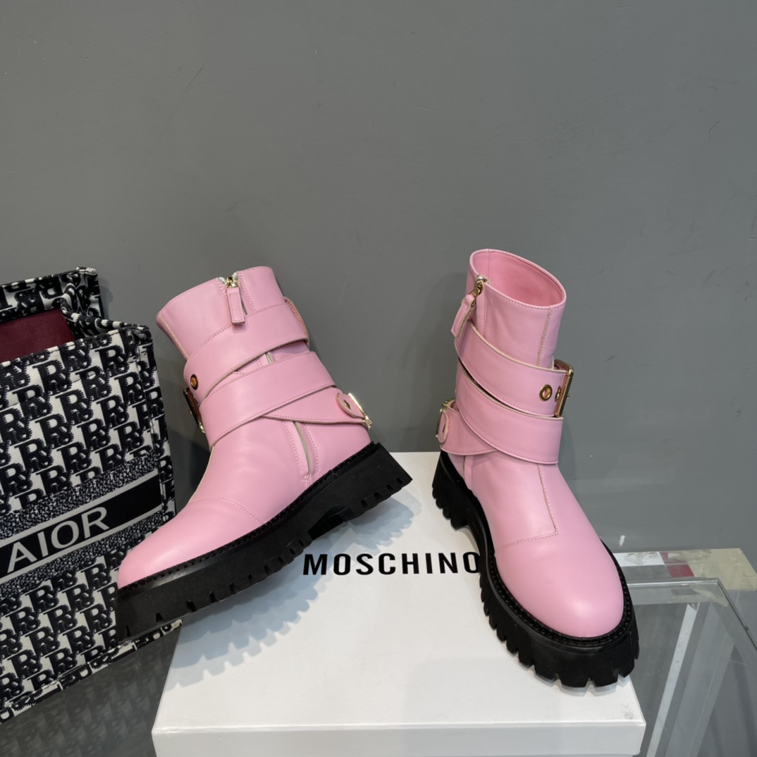 Moschino Ankle Boots - DesignerGu