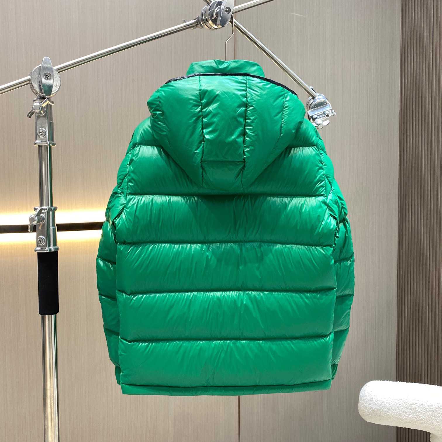 Moncler 2 Moncler 1952 Haggi Short Down Jacket - DesignerGu