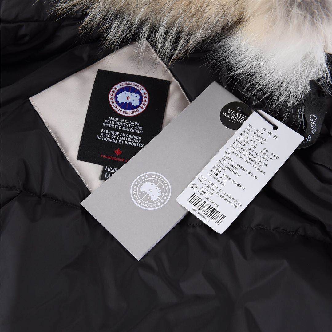 Canada Goose Junction Hooded Puffer Jacket - DesignerGu