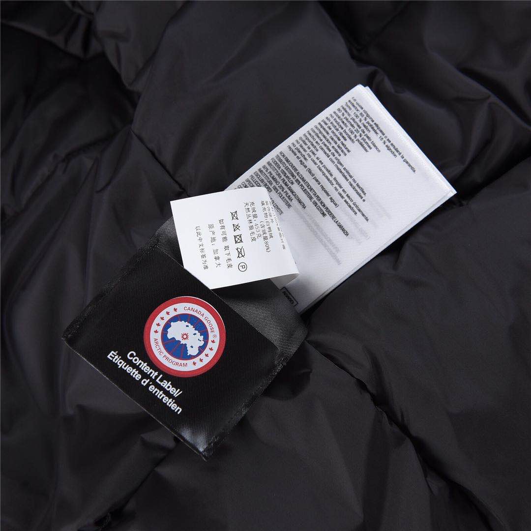 Canada Goose Junction Hooded Puffer Jacket - DesignerGu