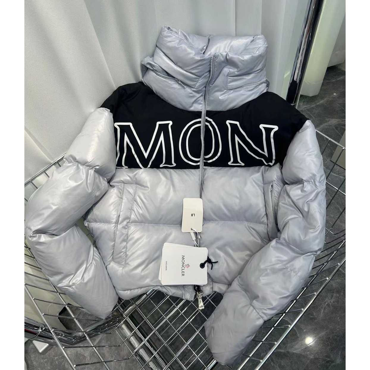 Moncler Gers Short Down Jacket    - DesignerGu