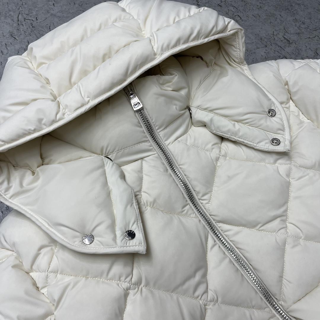 Moncler Hooded Padded Jacket - DesignerGu