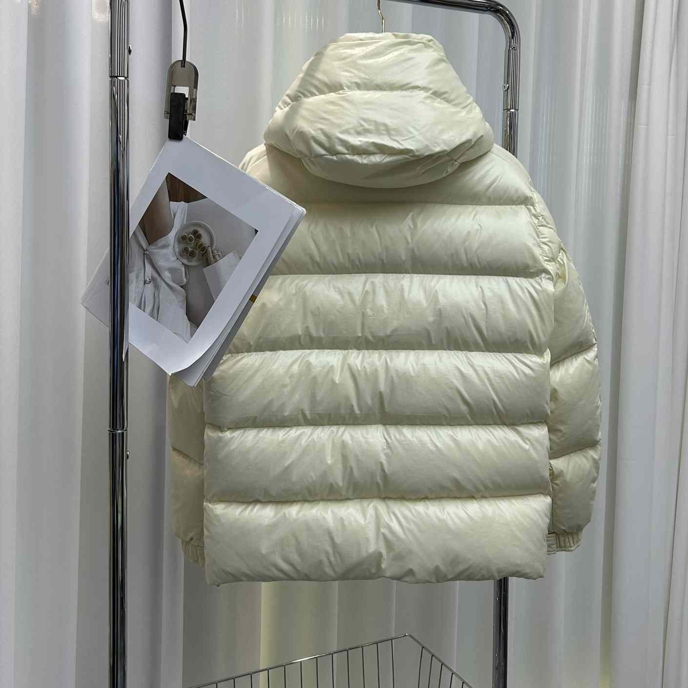 Moncler Maya 70 Short Down Jacket - DesignerGu