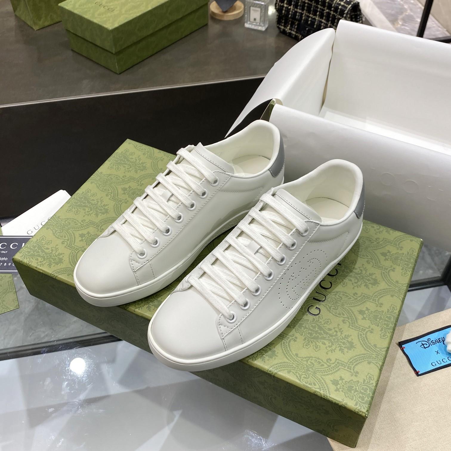 Dolce & Gabbana Sneakers - DesignerGu