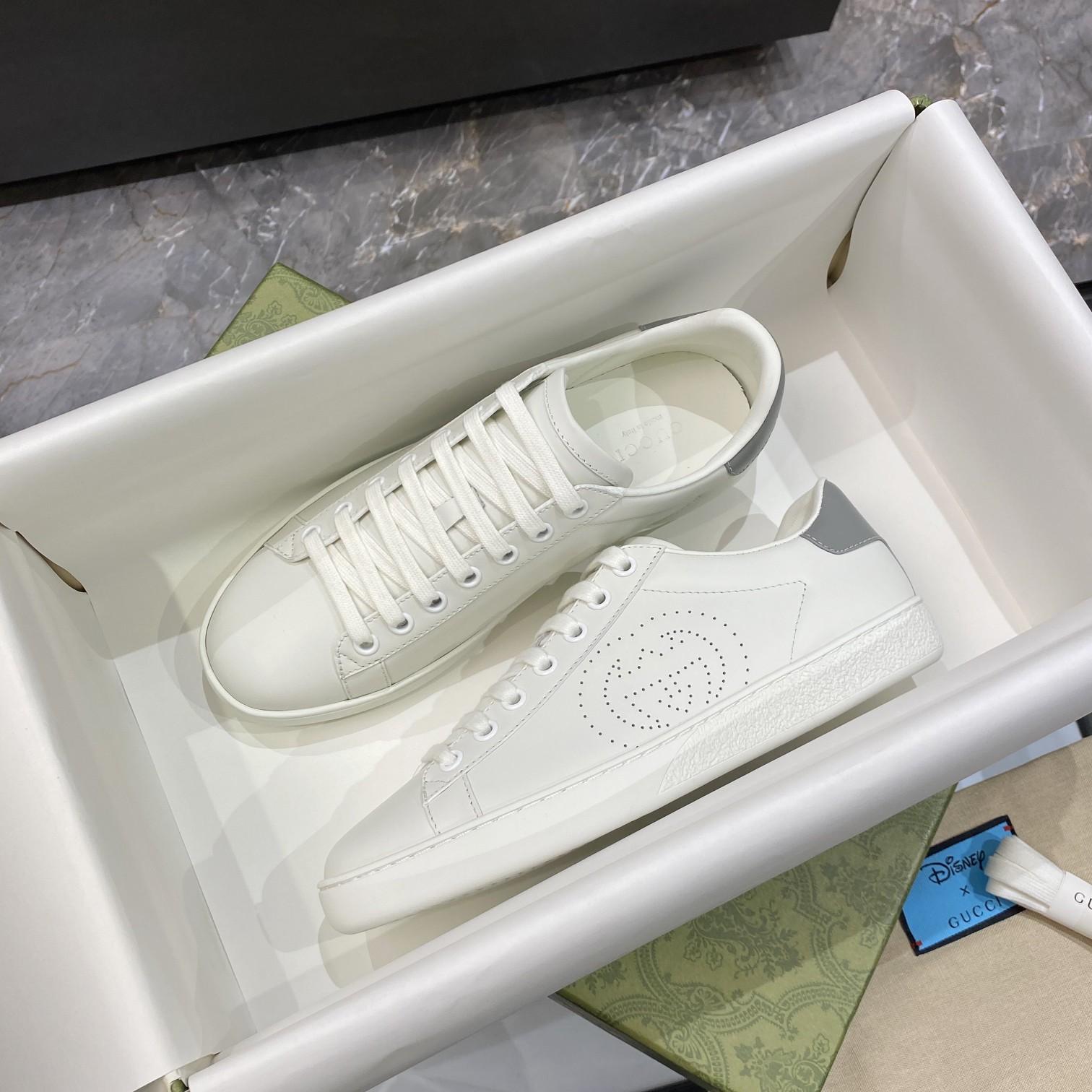 Dolce & Gabbana Sneakers - DesignerGu