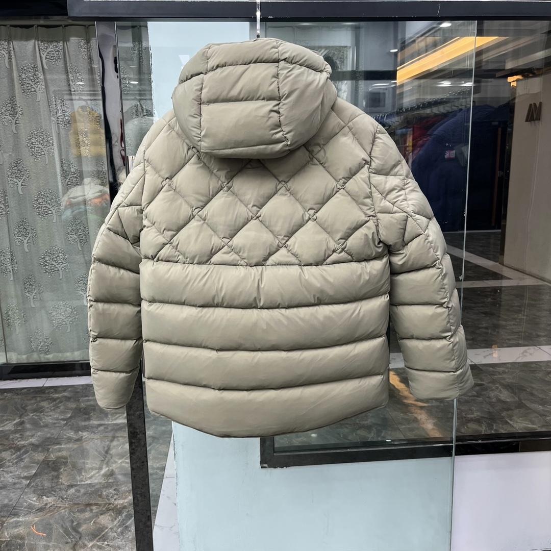 Moncler Hooded Padded Jacket - DesignerGu