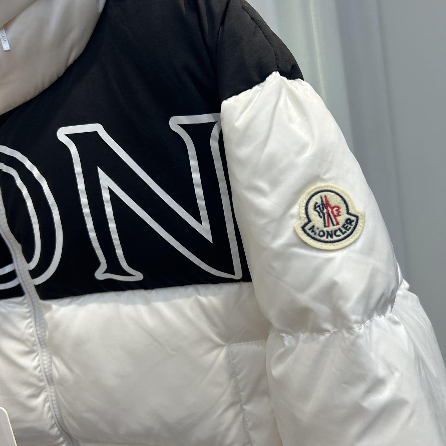 Moncler Gers Short Down Jacket    - DesignerGu