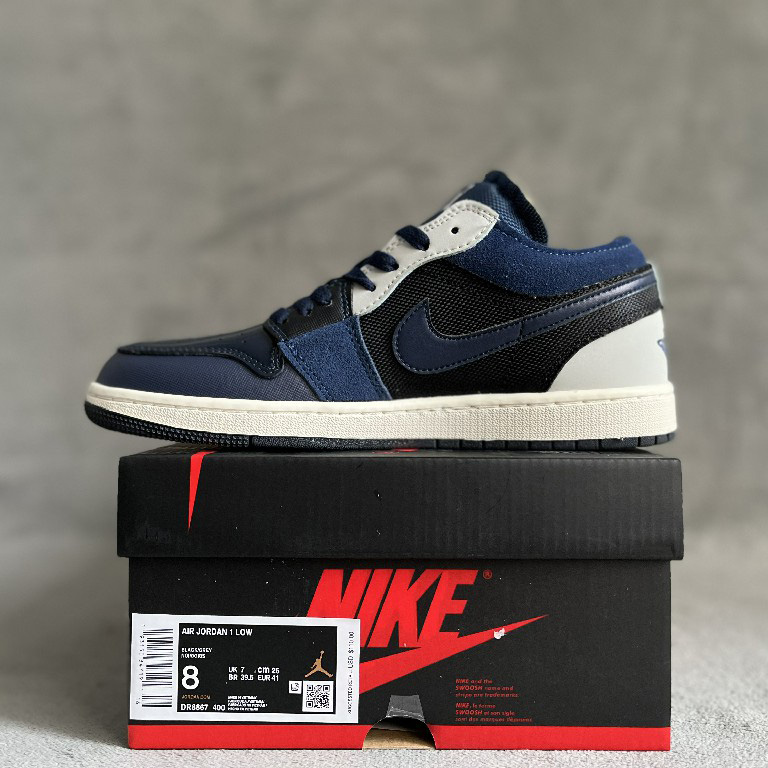 Air Jordan 1 Low 