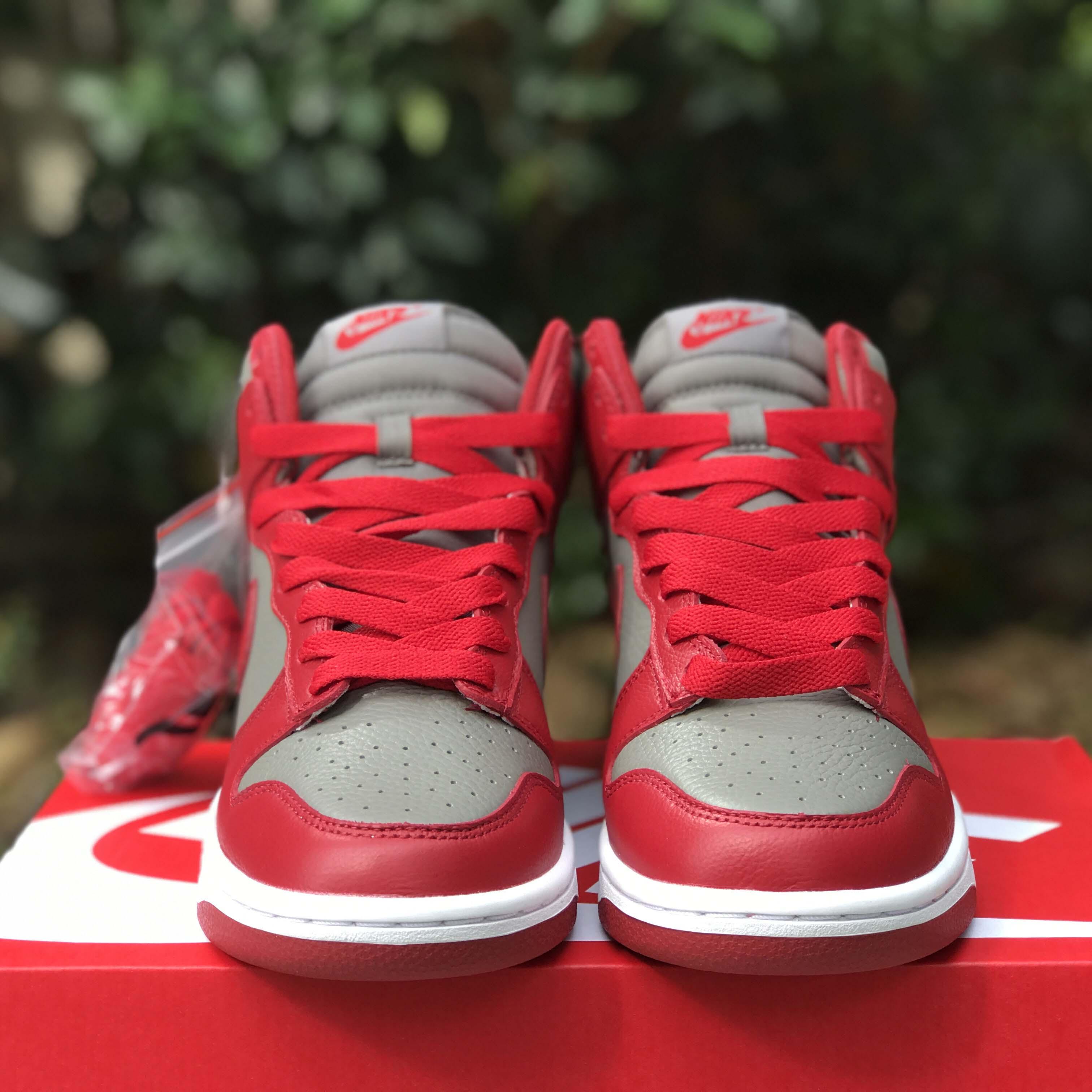 Nike Dunk High Unlv Sneaker        850477-001 - DesignerGu