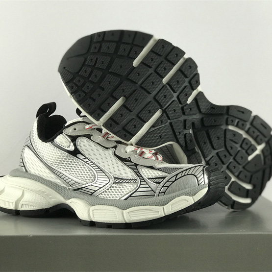 Balenciaga Runner Sneaker  - DesignerGu