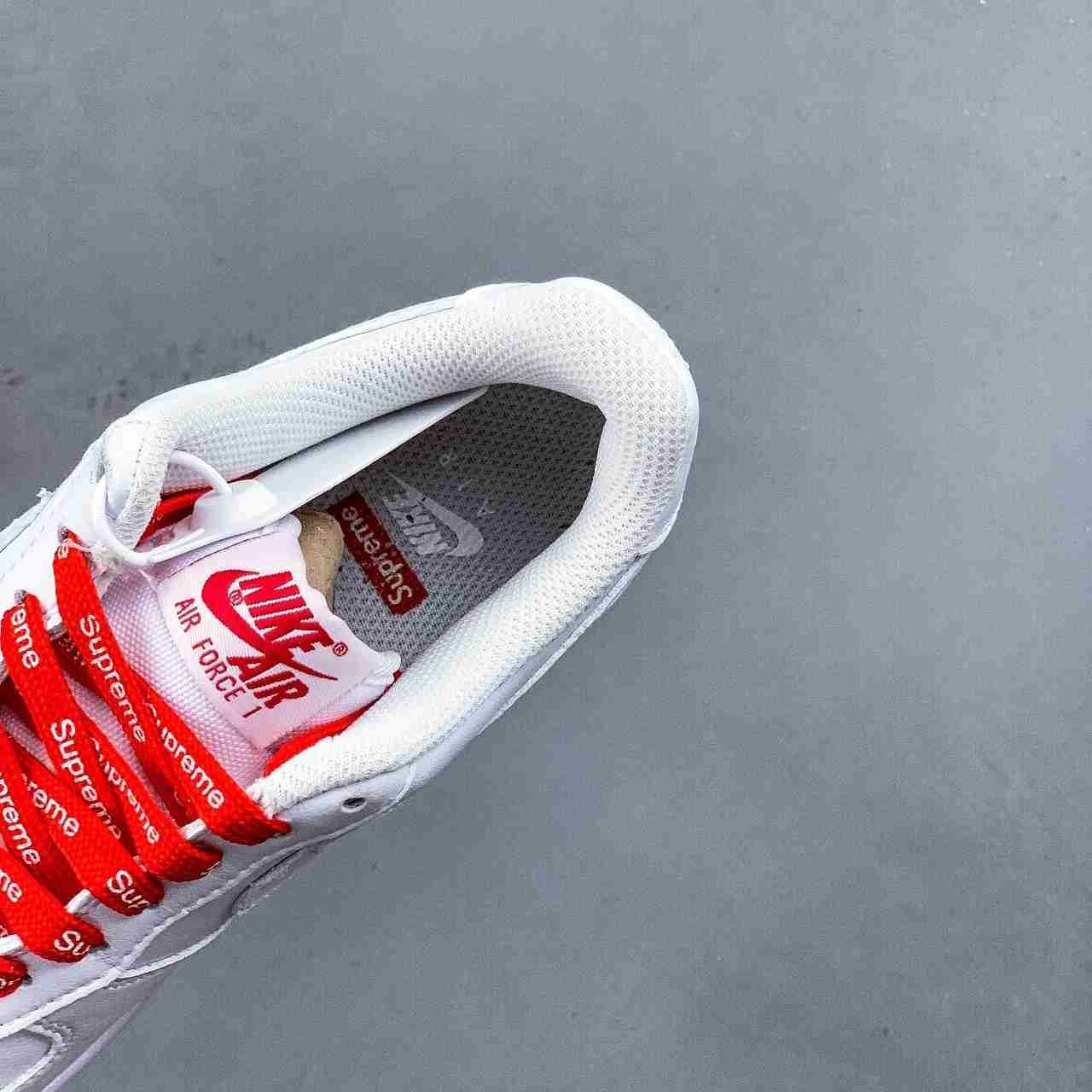 Supreme x Nike Air Force 1 Low  Sneaker    0926481X32 - DesignerGu