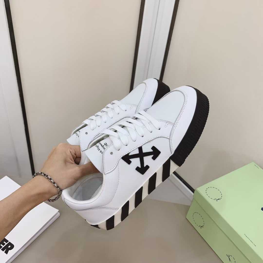 Off White Canvas Vulcanized Low Sneakers - DesignerGu