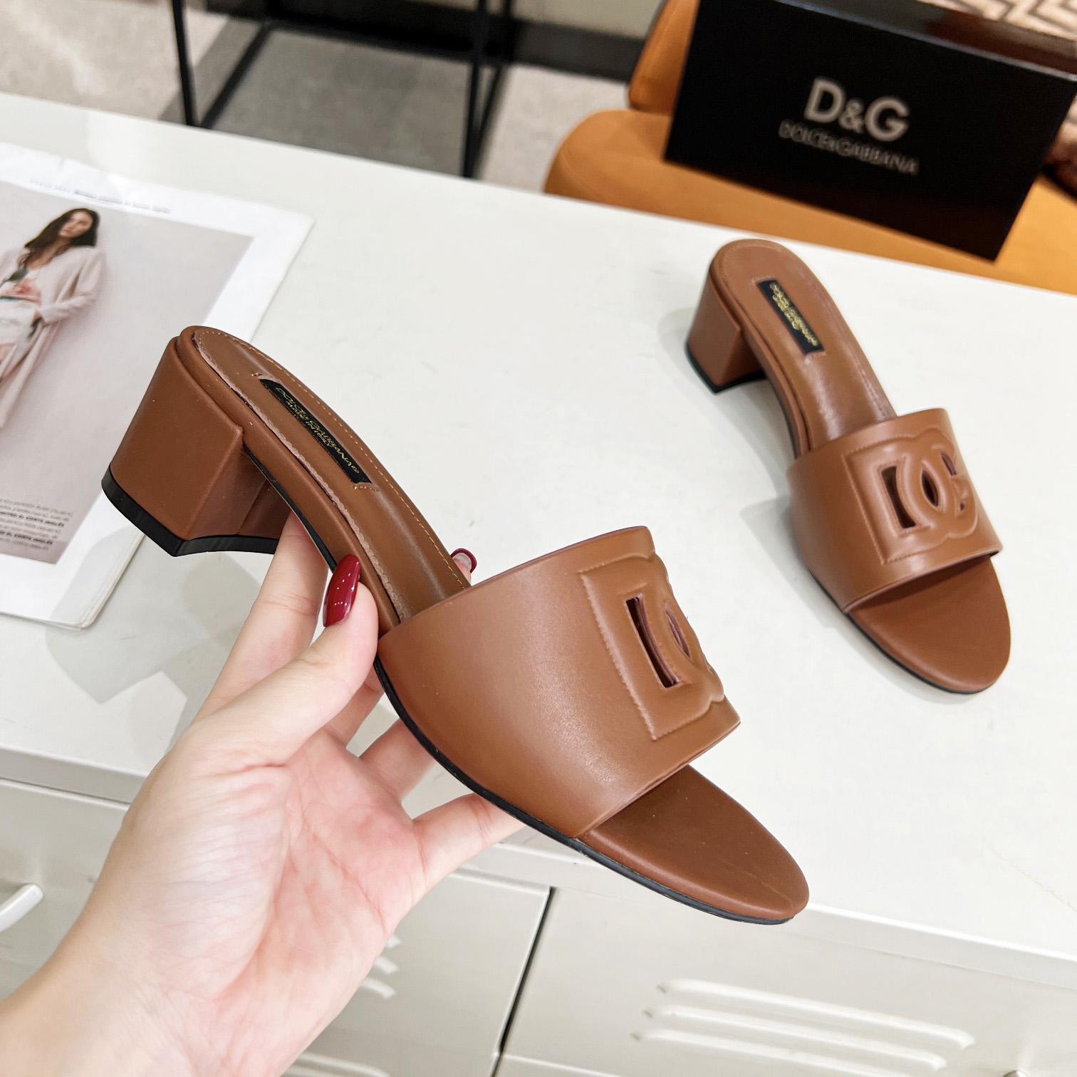 Dolce & Gabbana Calfskin Sliders With DG Logo - DesignerGu