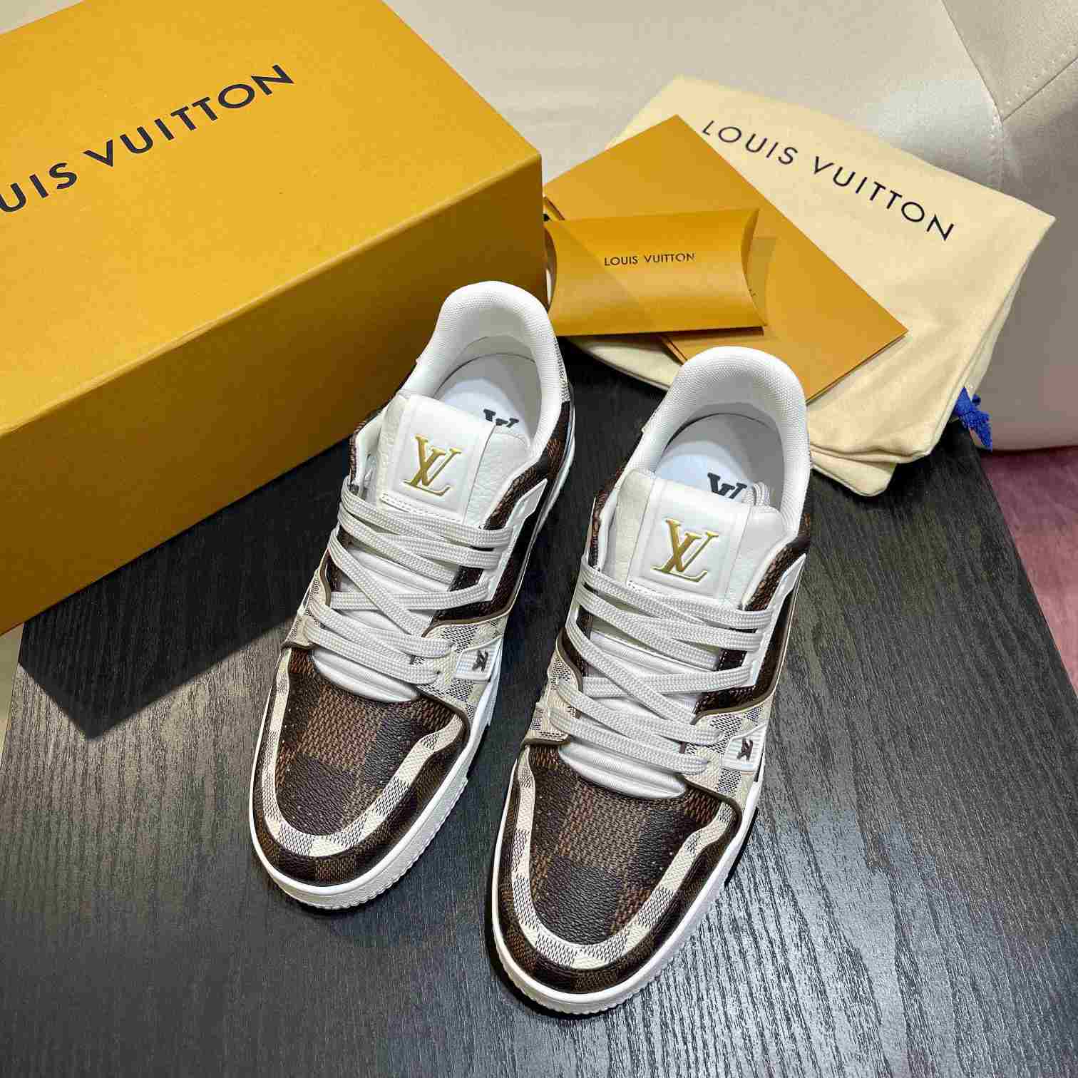 Louis Vuitton LV Trainer Sneaker    (Upon UK Size)   1AAV8Y - DesignerGu