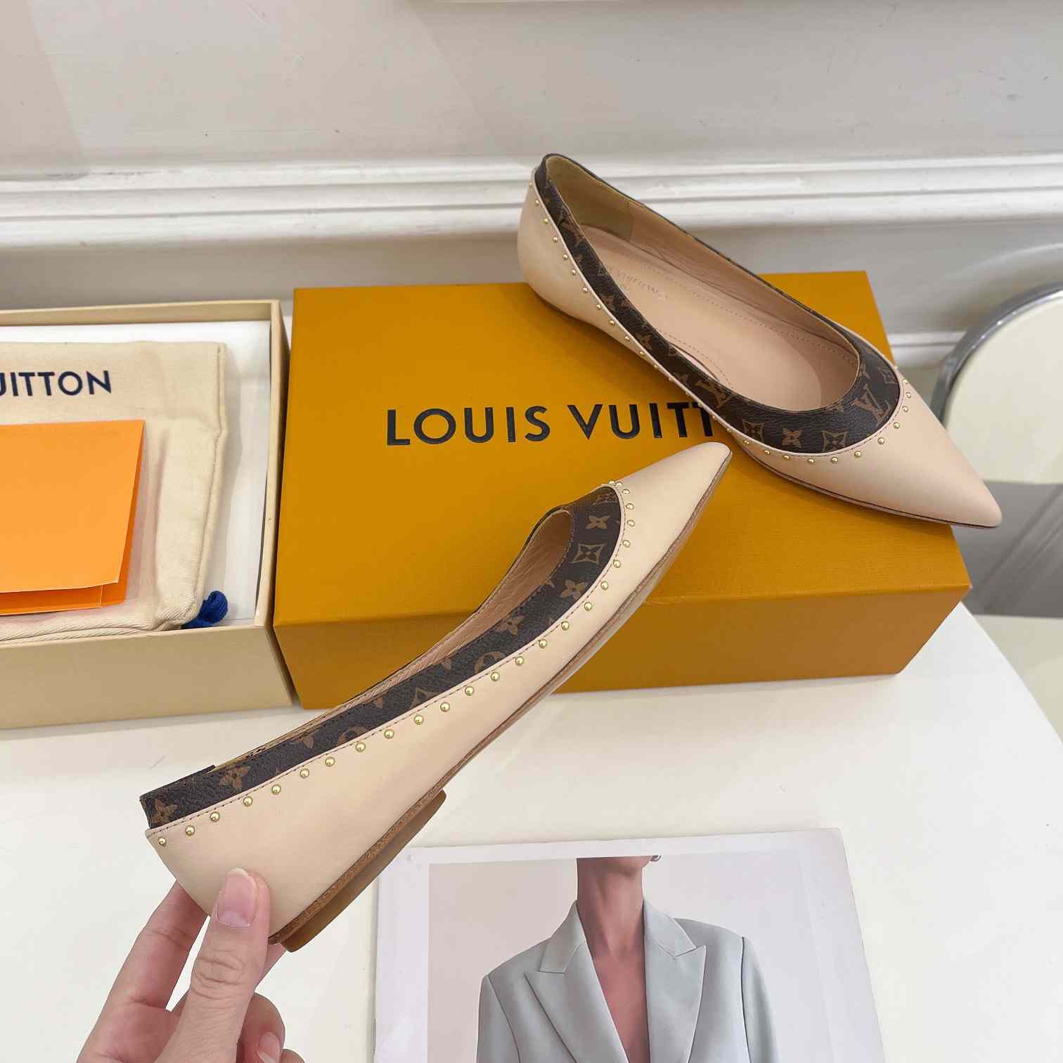 Louis Vuitton Signature Flat Ballerina    - DesignerGu