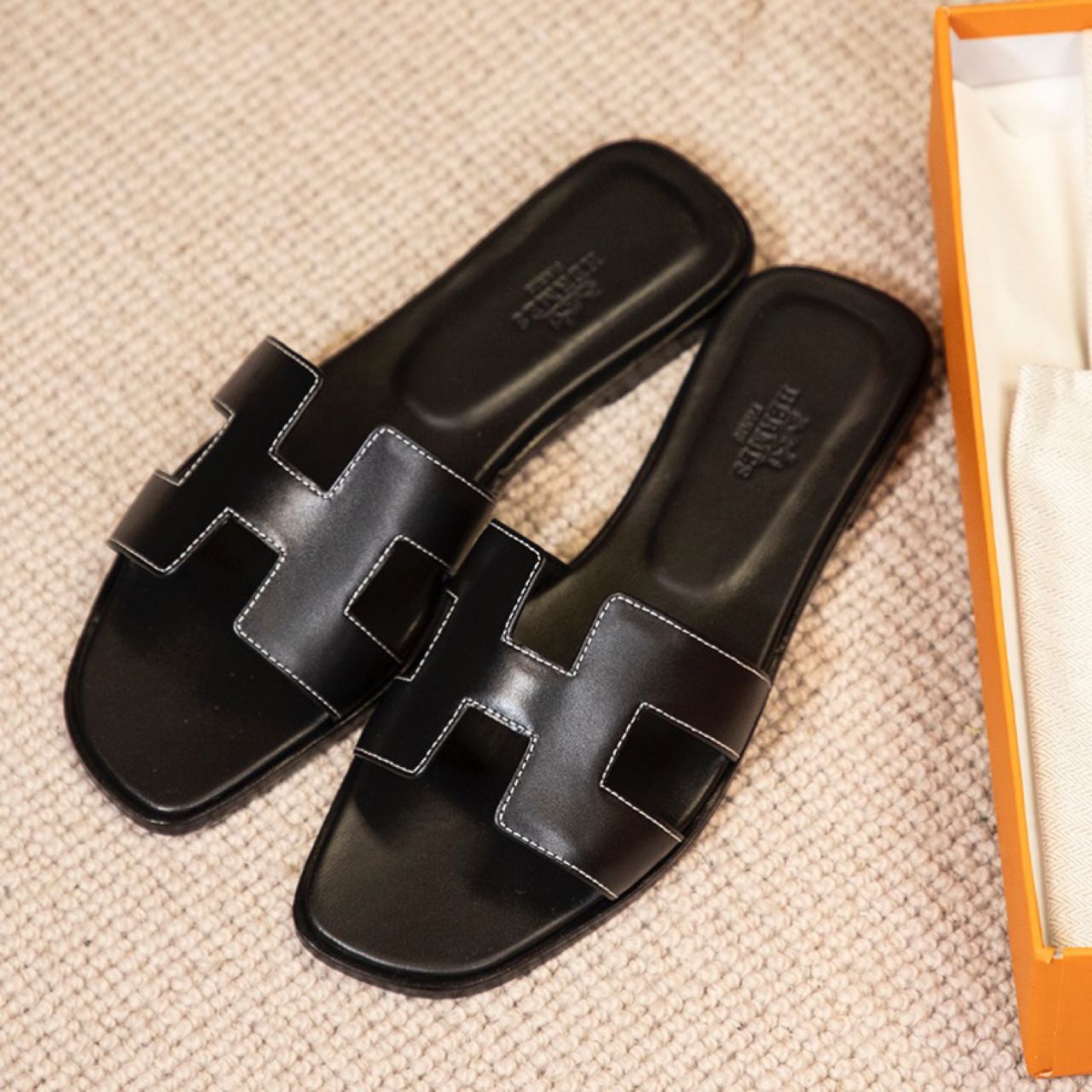 Hermes Oran Sandal - DesignerGu