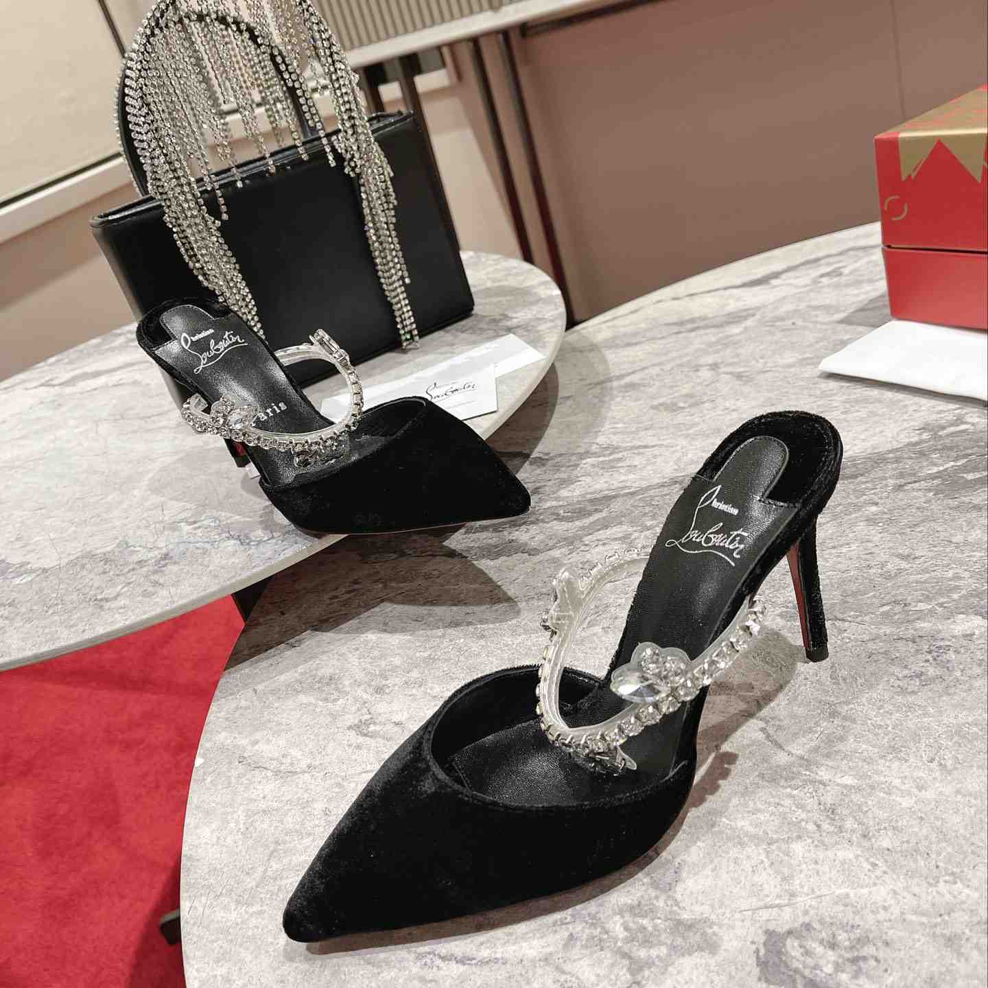 Christian Louboutin Planet Queen Pump  85mm - DesignerGu