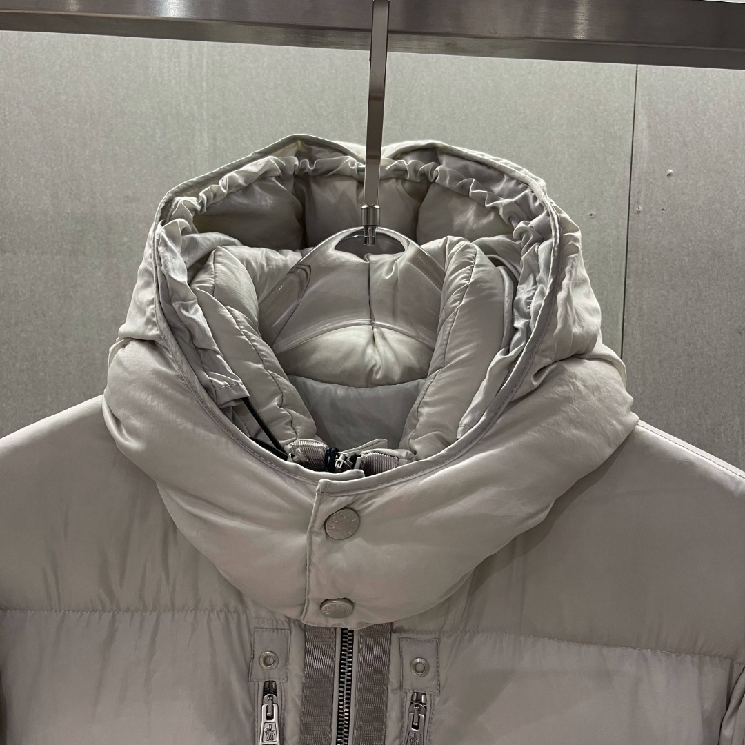 Moncler Short Down Jacket    - DesignerGu