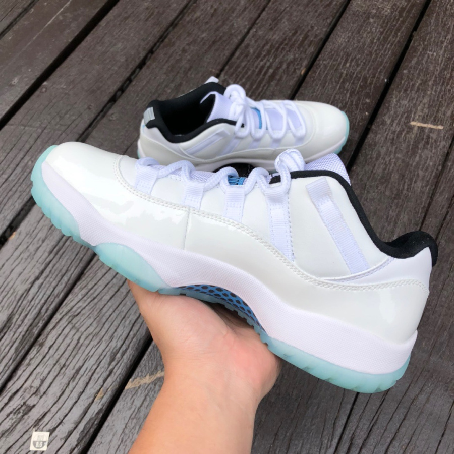 Air Jordan 11 Low AJ11 Sneakers    AV2187-117 - DesignerGu