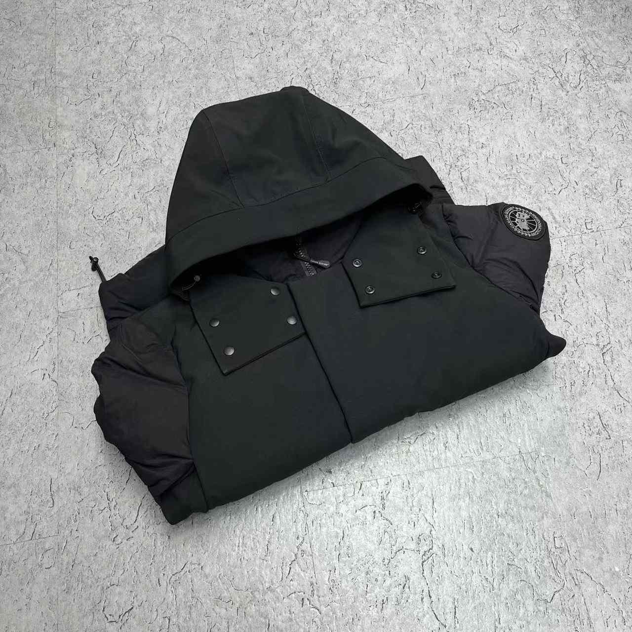 Canada Goose Down Jacket  - DesignerGu