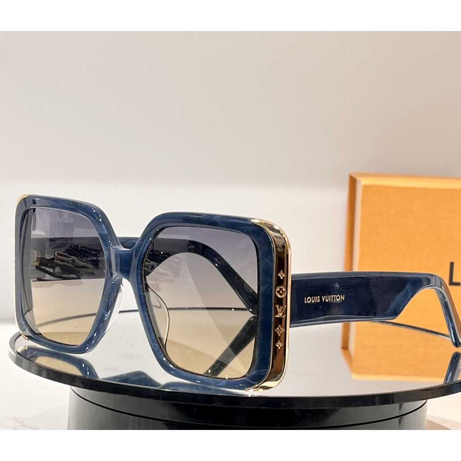 Louis Vuitton LV Moon Rectangular Sunglasses - DesignerGu