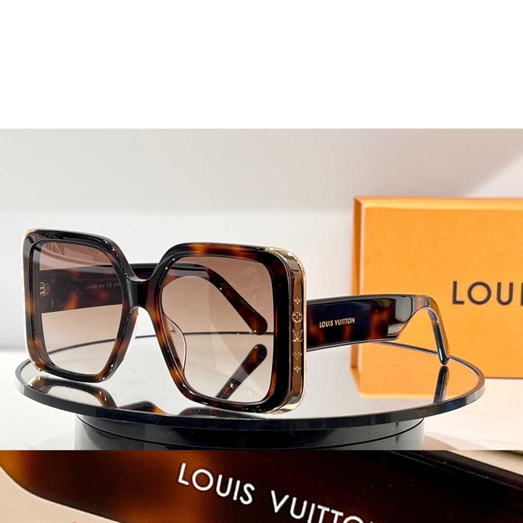 Louis Vuitton LV Moon Rectangular Sunglasses - DesignerGu