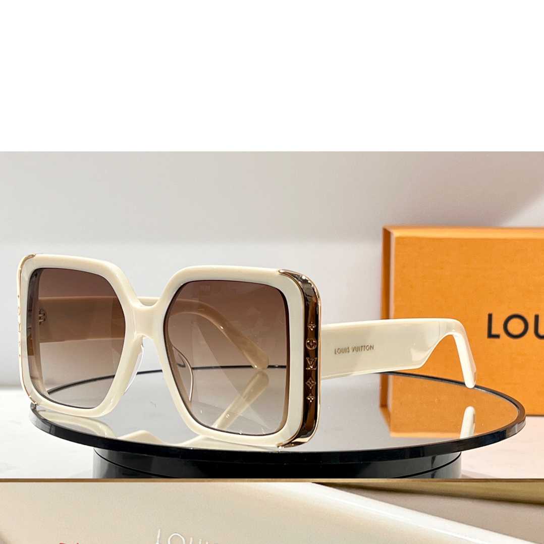 Louis Vuitton LV Moon Rectangular Sunglasses - DesignerGu