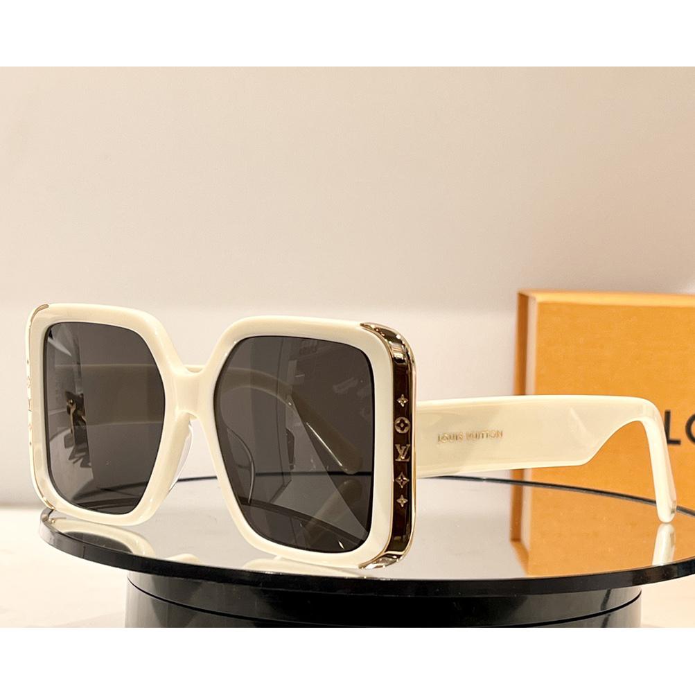 Louis Vuitton LV Moon Rectangular Sunglasses - DesignerGu