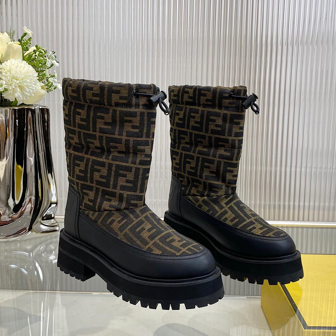 Fendi FF Logo Boots - DesignerGu