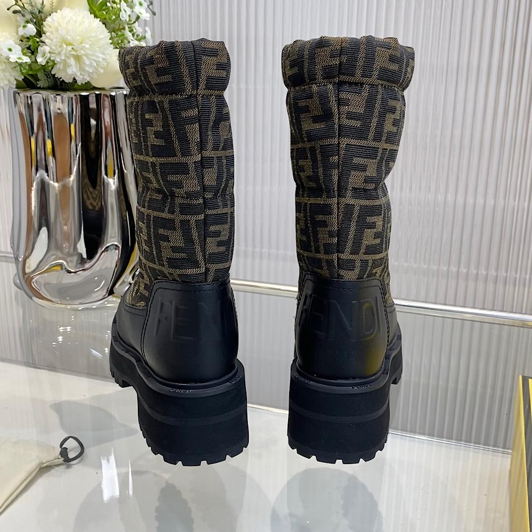 Fendi FF Logo Boots - DesignerGu