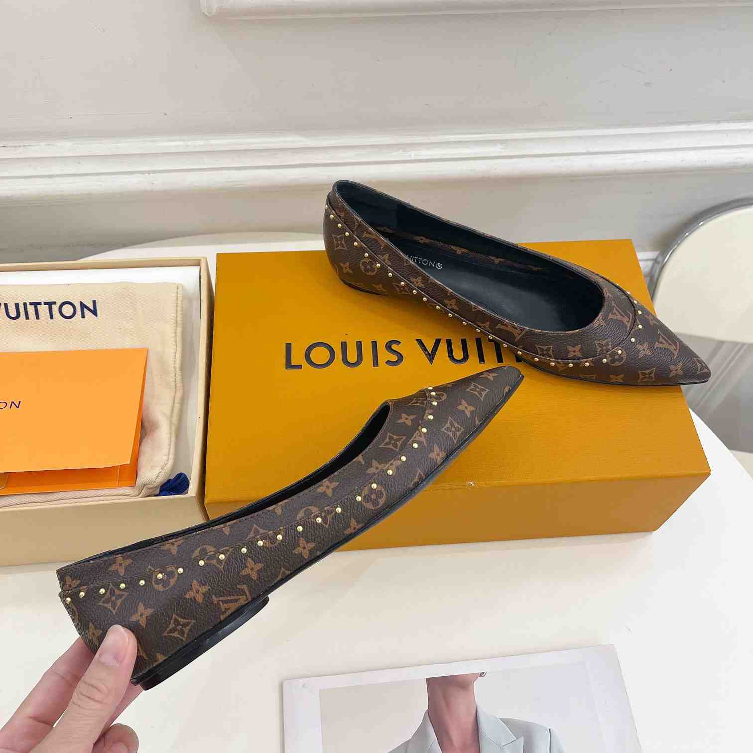 Louis Vuitton Signature Flat Ballerina    - DesignerGu