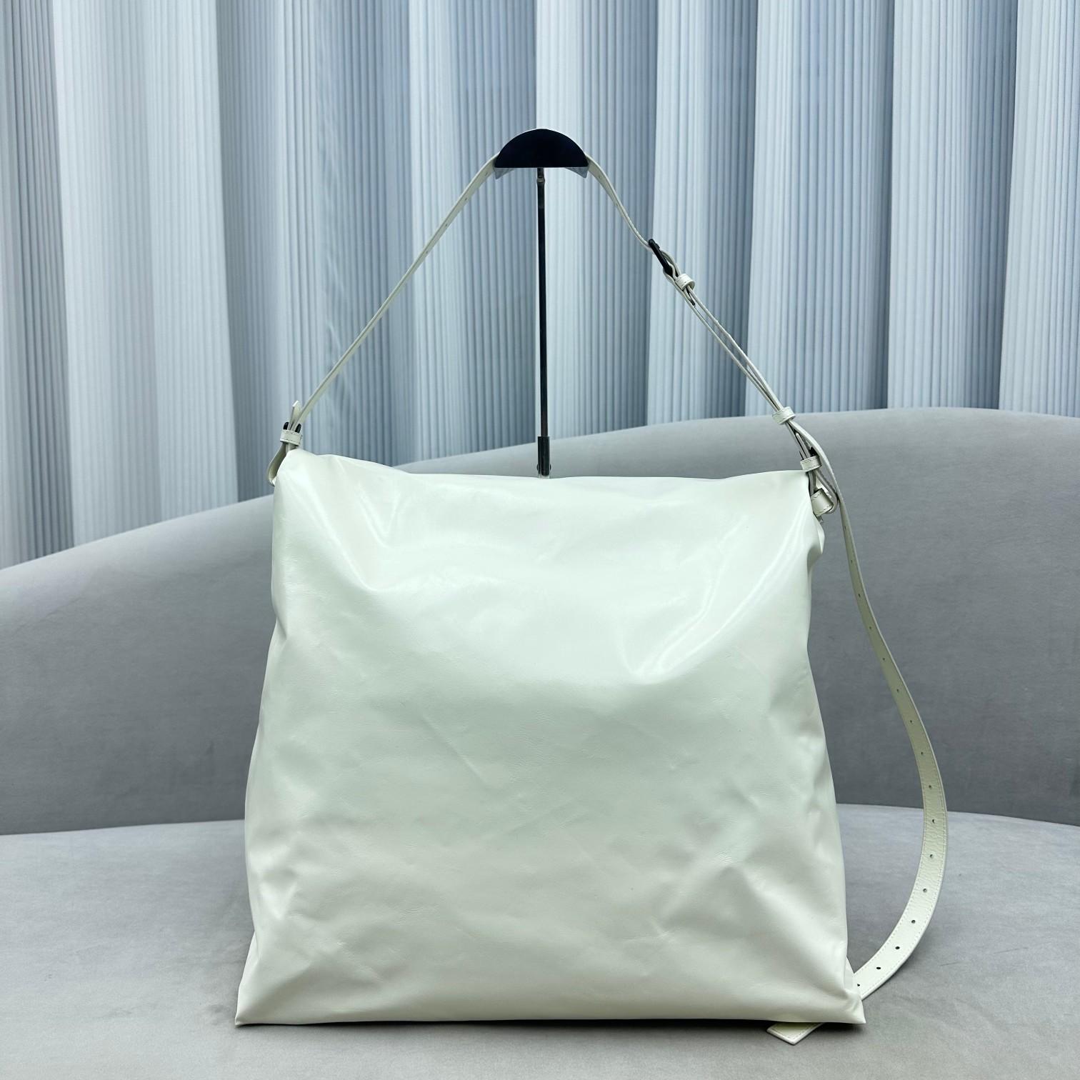 Balenciaga Trash Bag Large Pouch In White(37-40-52cm) - DesignerGu