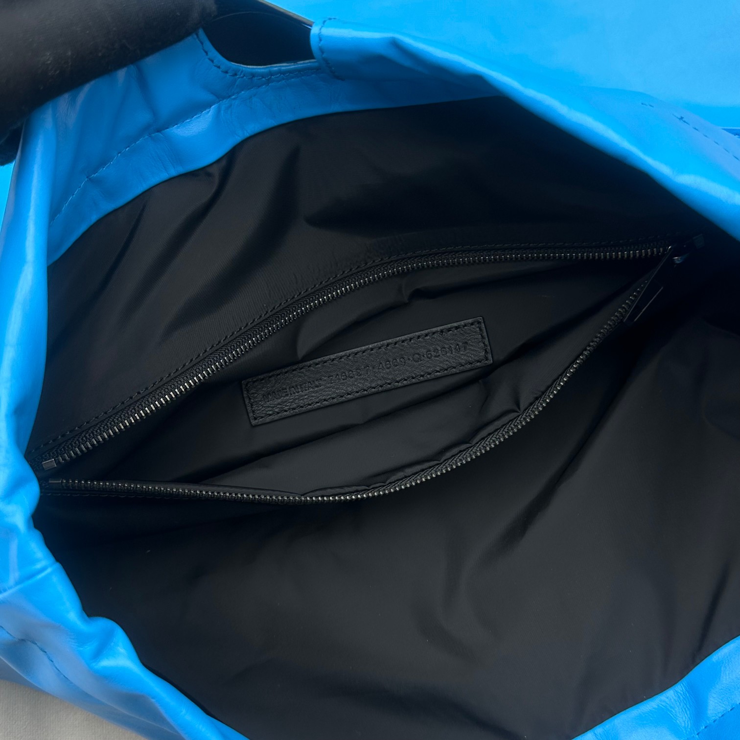 Balenciaga Trash Bag Large Pouch In Blue(37-40-52cm) - DesignerGu