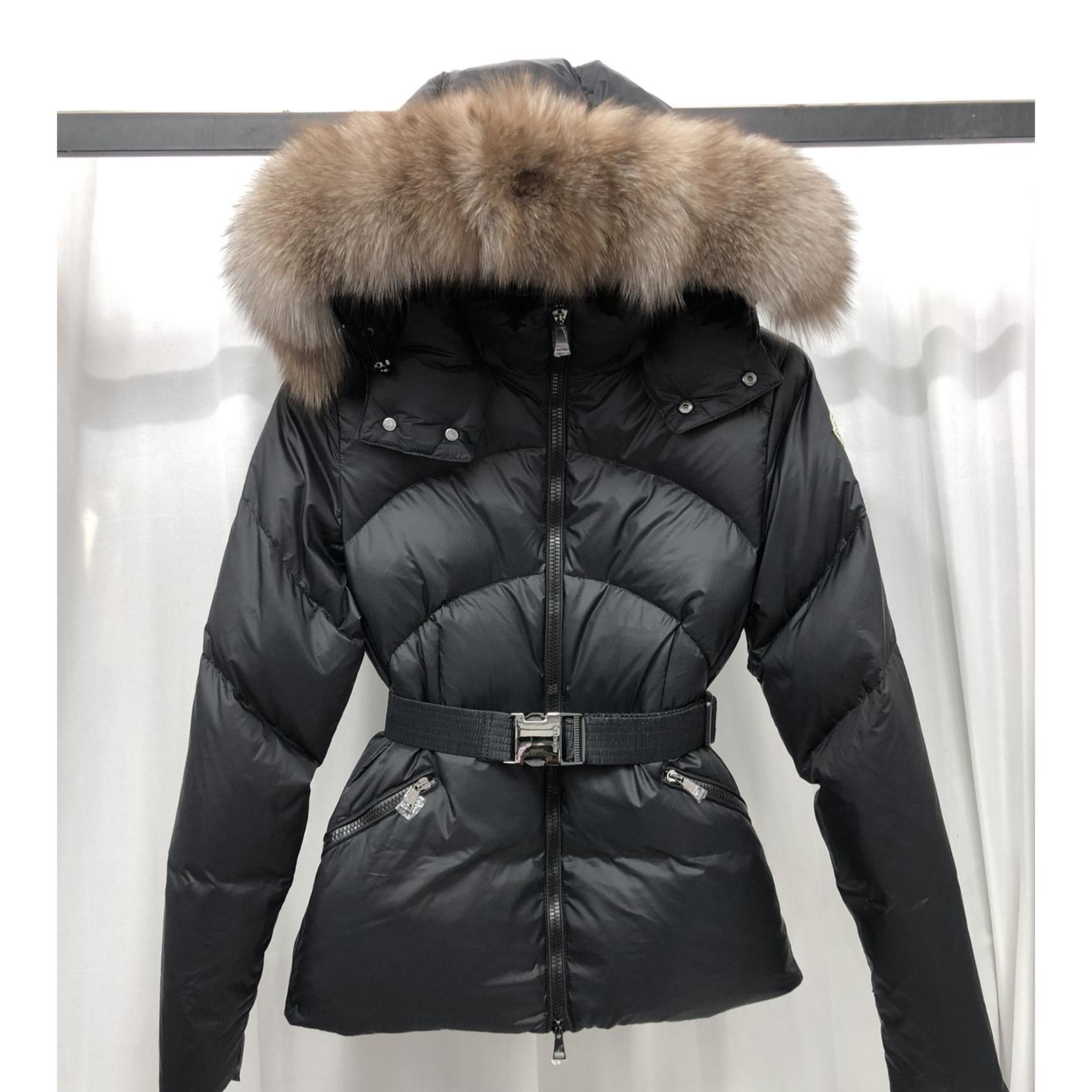 Moncler Short Down Jacket - DesignerGu