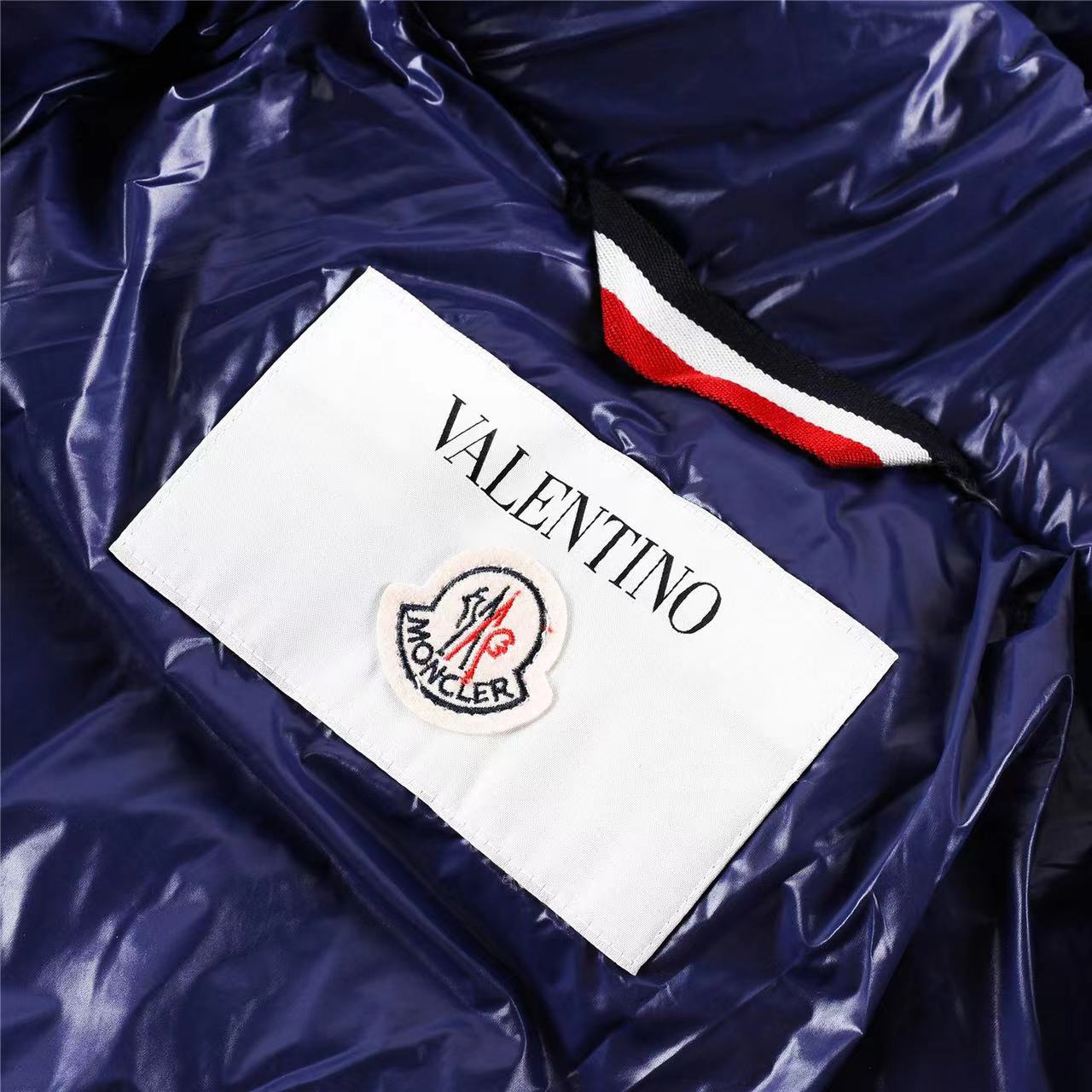 Moncler x Valentino Logo Short Down Jacket    - DesignerGu