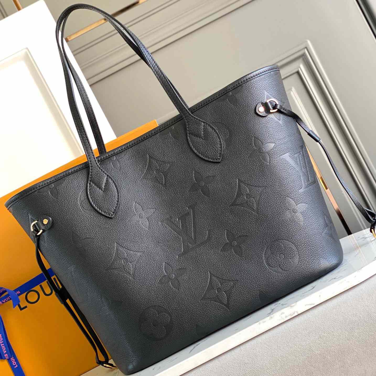 Louis Vuitton Neverfull MM Tote(32-29-17cm)  M45685 - DesignerGu