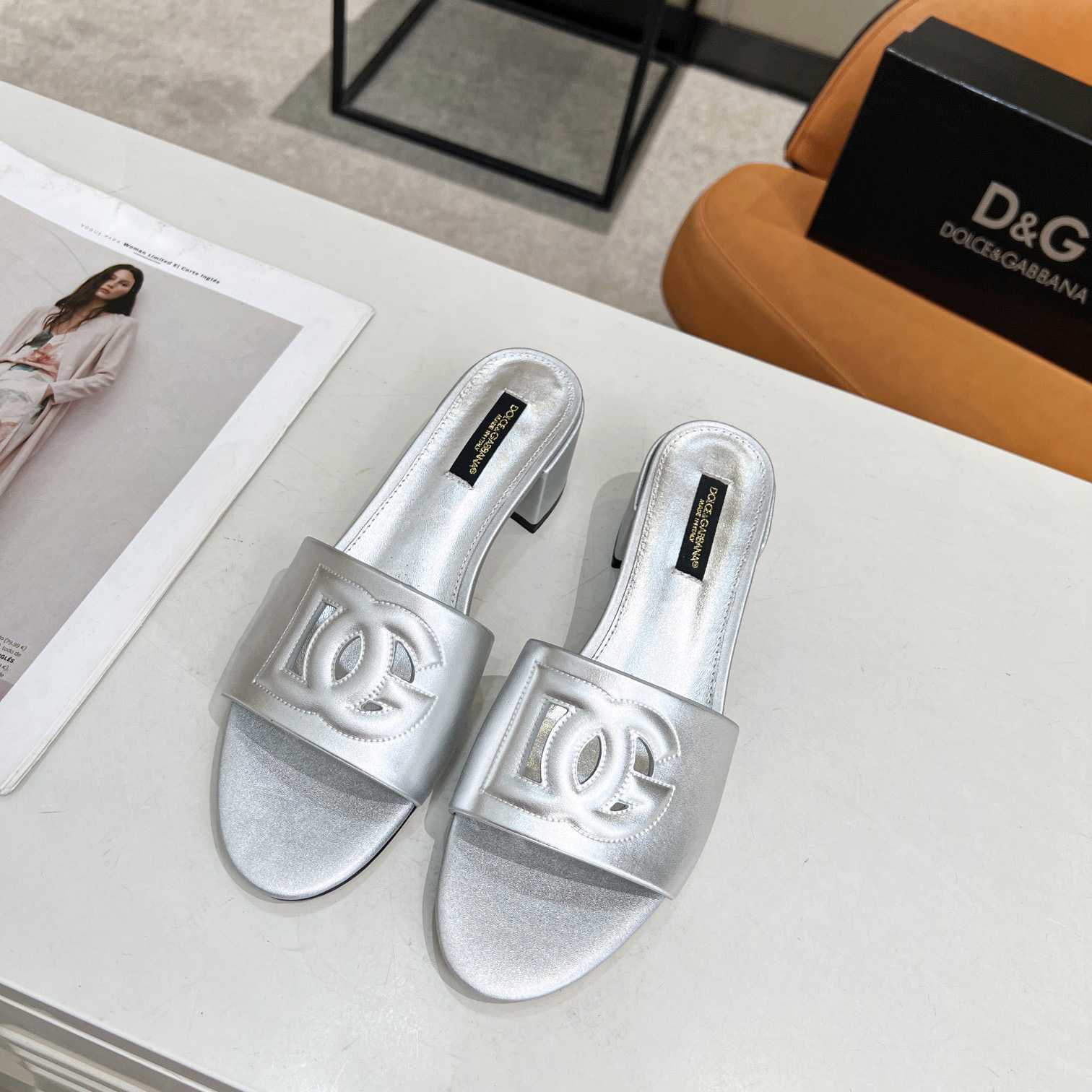 Dolce & Gabbana Calfskin Mules With DG Millennials Logo - DesignerGu