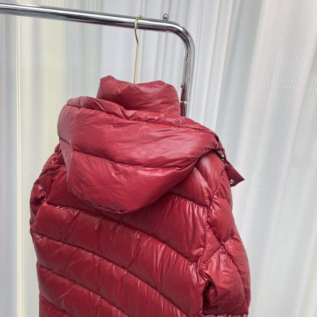 Moncler Maya 70 Short Down Jacket - DesignerGu