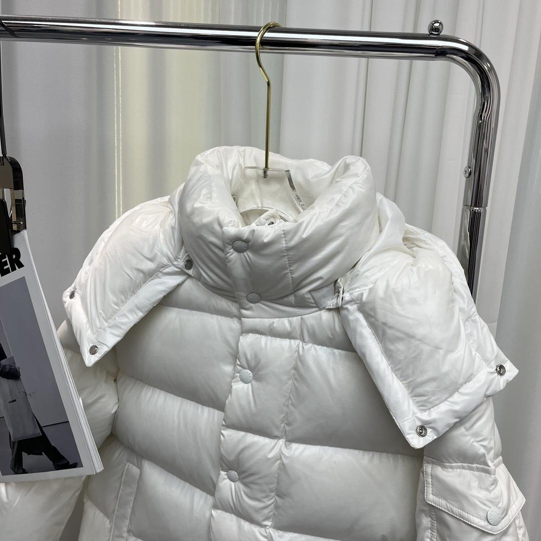 Moncler Maya 70 Short Down Jacket - DesignerGu