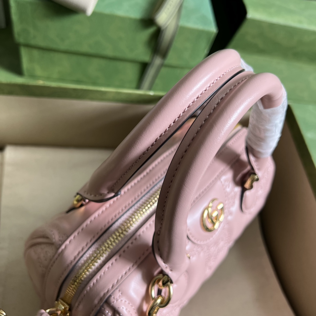 Gucci GG Matelassé Mini Bag(19*13*11cm) - DesignerGu