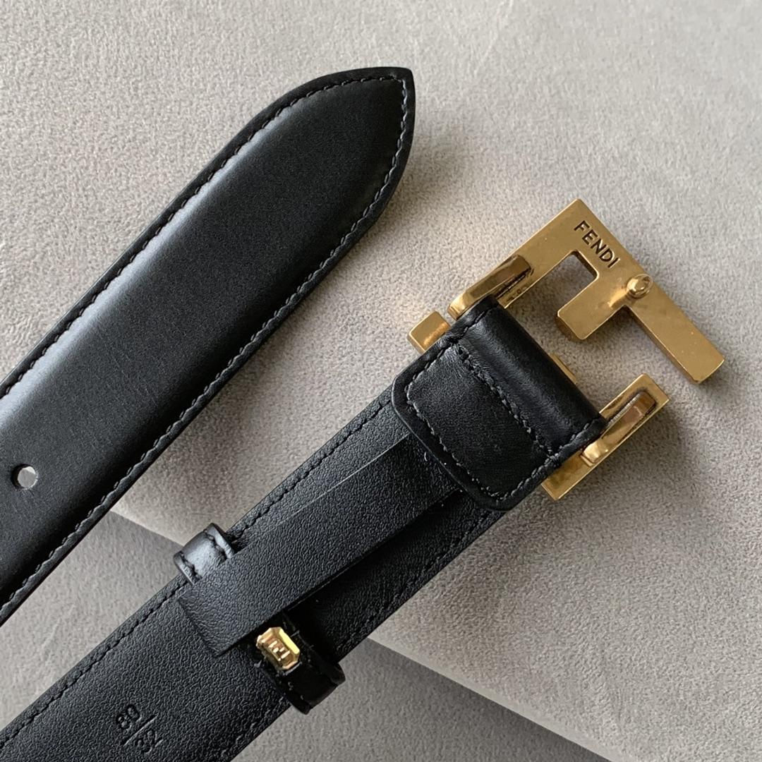 Fendi Black Leather Belt - DesignerGu