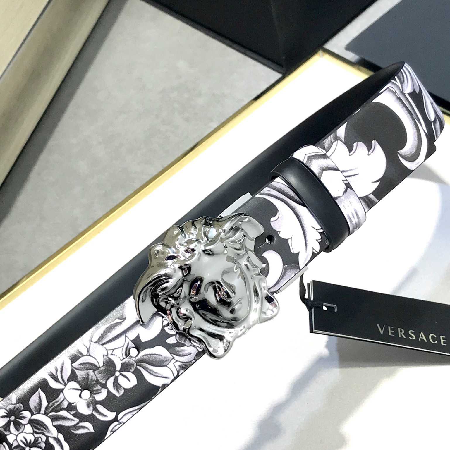 Versace La Medusa Silver Baroque Reversible Belt - DesignerGu