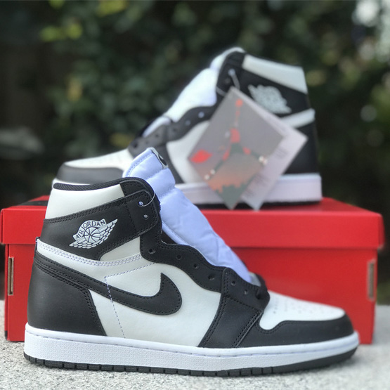 Air Jordan 1 ’85 Hi “Panda”Sneaker         BQ4422-001  - DesignerGu