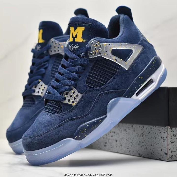 Air Jordan 4 Retro OG