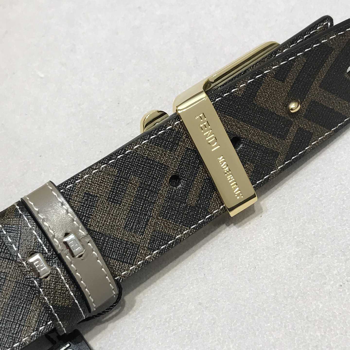 Fendi Leather Belt - DesignerGu